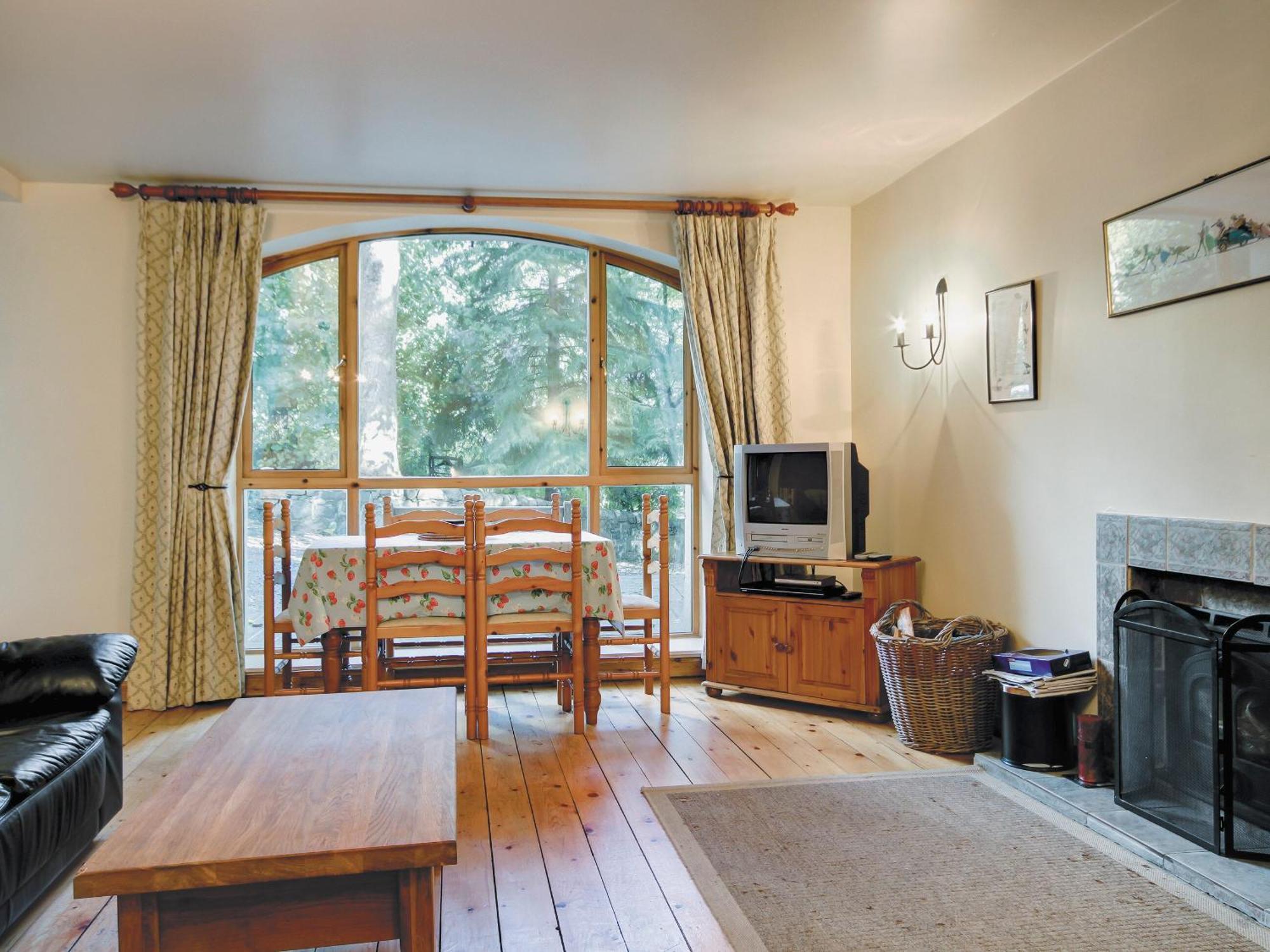 Coach House Villa Ratho Bagian luar foto